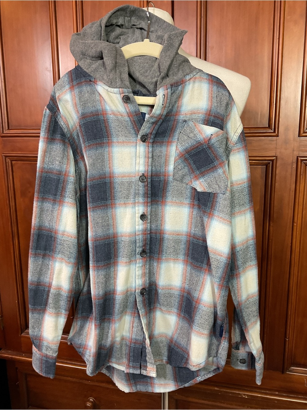 Univibe Boys Youth Flannel Hoodie Button Up Shirt Jacket Size Large Euc As Seen